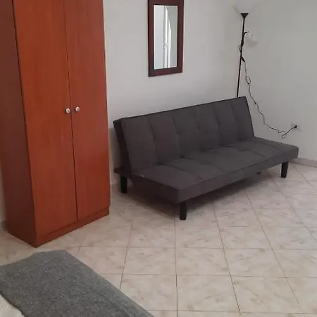 Dimora Letizia- 1 فندق مبيت وإفطار بروسيدا