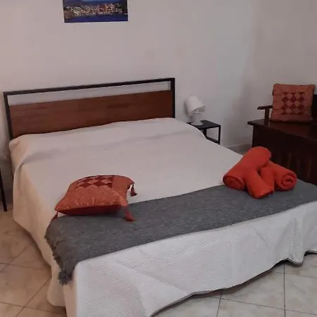 Dimora Letizia- 1 Bed & Breakfast