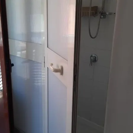 Dimora Letizia- 1 Bed & Breakfast *